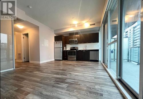 1110 - 20 Bruyeres Mews, Toronto, ON - Indoor Photo Showing Kitchen