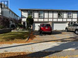 MAIN - 334 CHESTER LE BOULEVARD  Toronto, ON M1W 2K6