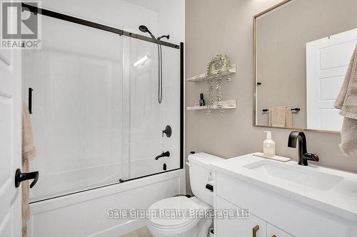 602 - 361 Quarter Town Line, Tillsonburg, ON - Indoor Photo Showing Bathroom