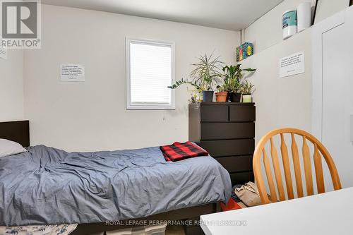 26 Aylmer Avenue, Ottawa, ON - Indoor Photo Showing Bedroom