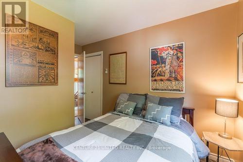 231 Front Street W, Kawartha Lakes (Bobcaygeon), ON - Indoor Photo Showing Bedroom