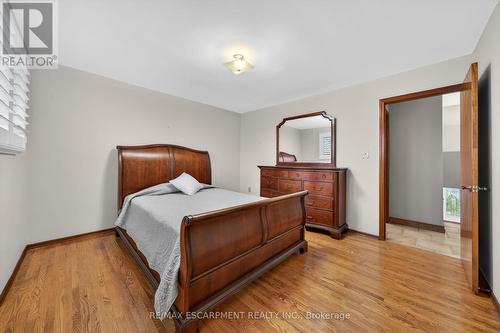 369 Federal Street, Hamilton, ON - Indoor Photo Showing Bedroom