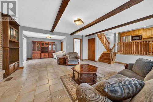 369 Federal Street, Hamilton, ON - Indoor Photo Showing Living Room