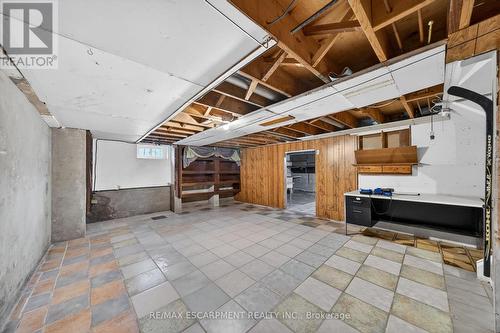 369 Federal Street, Hamilton, ON - Indoor