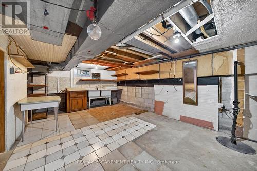 369 Federal Street, Hamilton, ON - Indoor Photo Showing Other Room