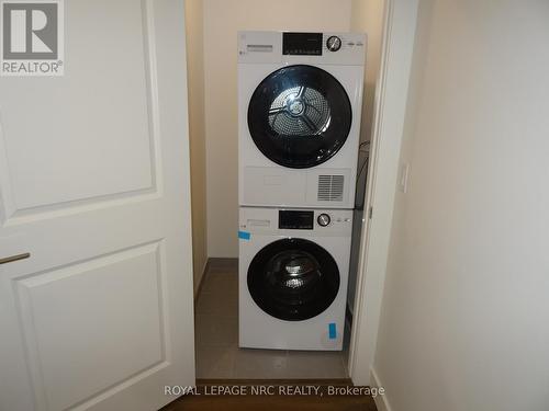 311 - 461 Green Road, Hamilton (Lakeshore), ON - Indoor Photo Showing Laundry Room