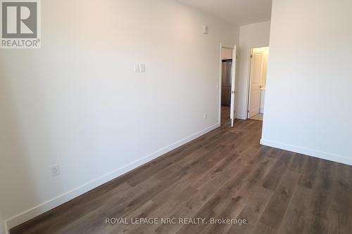 311 - 461 Green Road, Hamilton (Lakeshore), ON - Indoor Photo Showing Other Room
