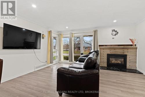25 Masterson Drive, St. Catharines (Glendale/Glenridge), ON - Indoor Photo Showing Living Room With Fireplace