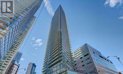 3303 - 832 BAY STREET  Toronto, ON M5S 1Z6