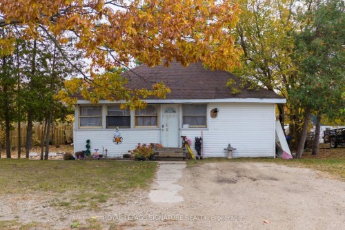 75 Old Mosley Street, Wasaga Beach, ON - Outdoor