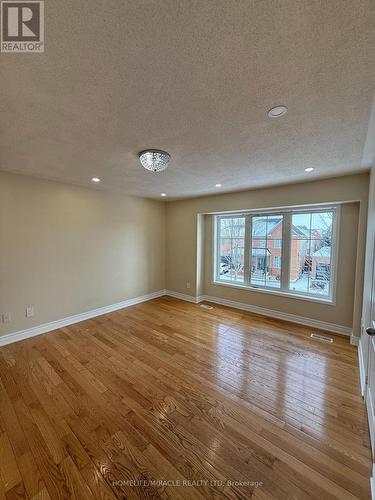 71 Seward Crescent, Ajax, ON - Indoor Photo Showing Other Room