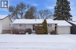 23 John East AVENUE  Saskatoon, SK S7L 3S3
