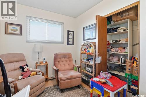 23 John East Avenue, Saskatoon, SK - Indoor
