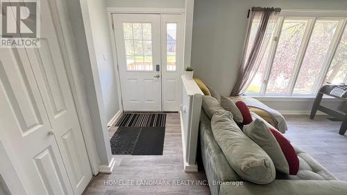 688 7Th Line S, Oro-Medonte, ON - Indoor Photo Showing Other Room