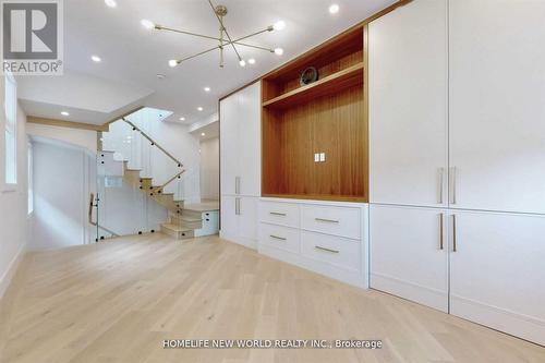 725 Gardner Avenue, Mississauga, ON - Indoor Photo Showing Other Room