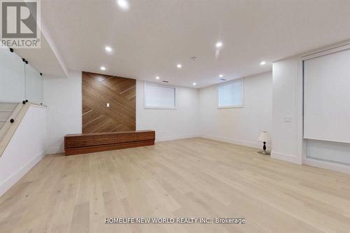 725 Gardner Avenue, Mississauga, ON - Indoor