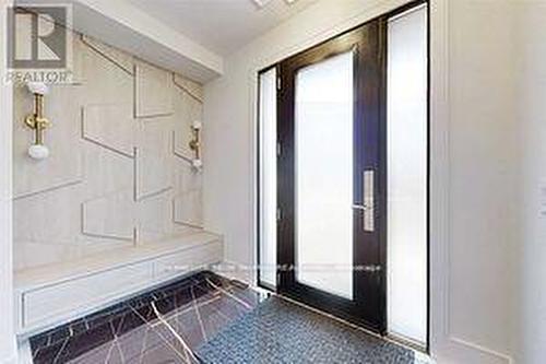 725 Gardner Avenue, Mississauga, ON - Indoor