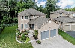 28 SHALOM WAY  Barrie, ON L4N 5X9