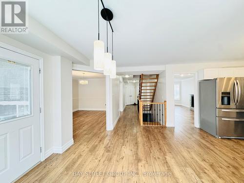 28 Shalom Way, Barrie, ON - Indoor