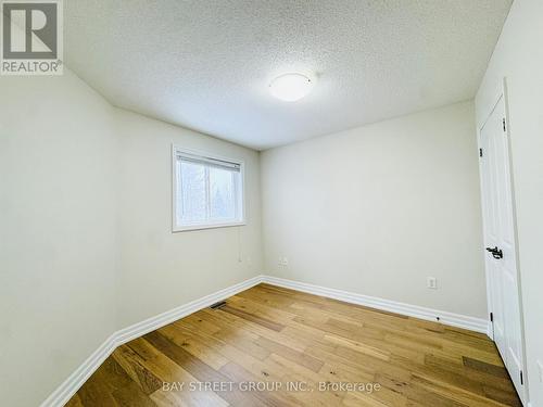 28 Shalom Way, Barrie, ON - Indoor Photo Showing Other Room