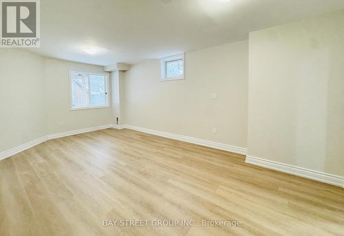 28 Shalom Way, Barrie, ON - Indoor Photo Showing Other Room