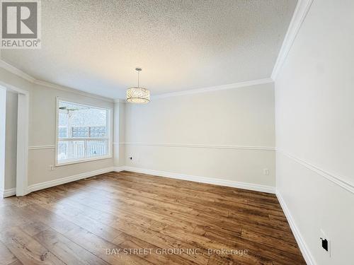 28 Shalom Way, Barrie, ON - Indoor Photo Showing Other Room