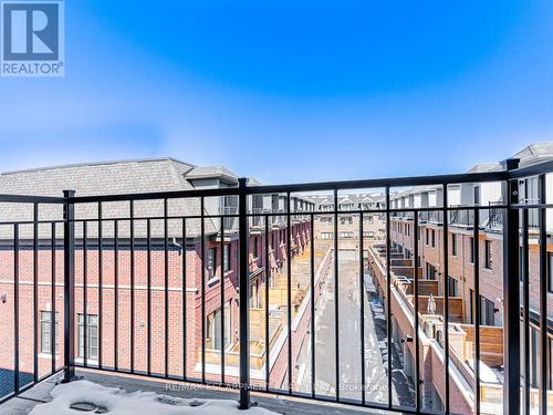 2163 Lillykin Street, Oakville, ON - Outdoor