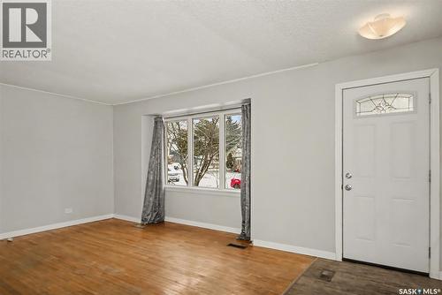 20 Elizabeth Crescent, Regina, SK - Indoor Photo Showing Other Room