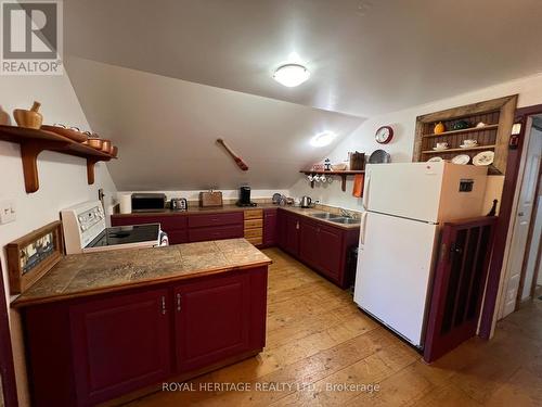 1095 Cleveland Road, Tudor And Cashel (Tudor Ward), ON 