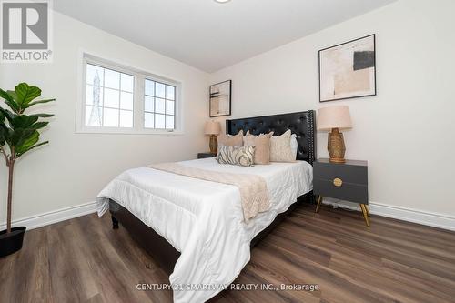 3424 Angel Pass Drive, Mississauga, ON - Indoor Photo Showing Bedroom