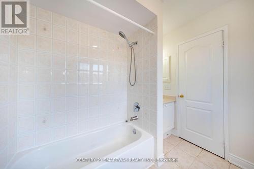 3424 Angel Pass Drive, Mississauga, ON - Indoor Photo Showing Bathroom