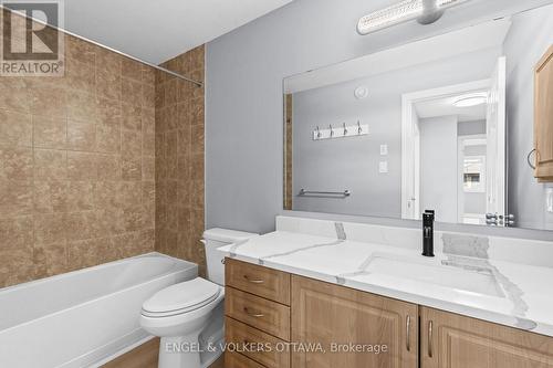 42 - 261 Titanium Private, Ottawa, ON - Indoor Photo Showing Bathroom