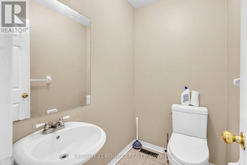 Upper - 173 Lockwood Road, Brampton, ON - Indoor Photo Showing Bathroom