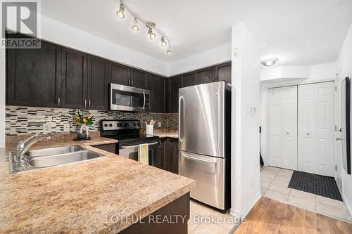58 Steele Park Private, Ottawa, ON - Indoor Photo Showing Kitchen With Double Sink With Upgraded Kitchen