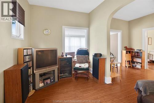 25 Forest Street, Chatham, ON - Indoor