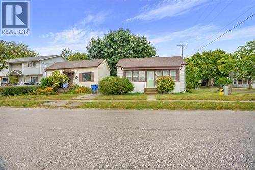 25 Forest Street, Chatham, ON - Outdoor With Facade