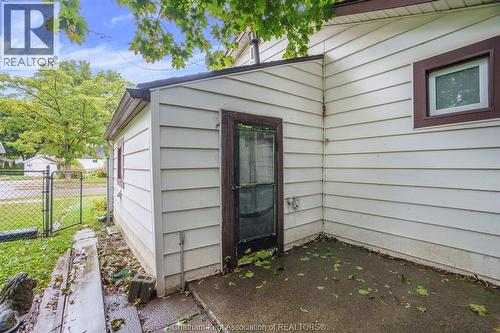 25 Forest Street, Chatham, ON - Outdoor With Exterior