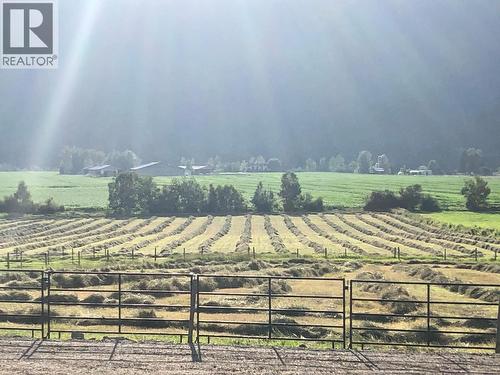 7630 97A Highway, Mara, BC 