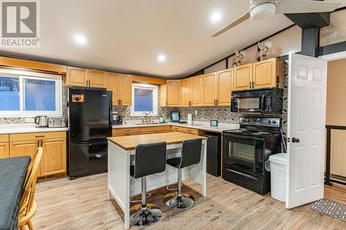 18830 Hwy 35, Algonquin Highlands (Stanhope), ON - Indoor Photo Showing Kitchen