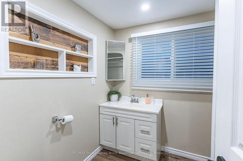 18830 Hwy 35, Algonquin Highlands (Stanhope), ON - Indoor Photo Showing Bathroom