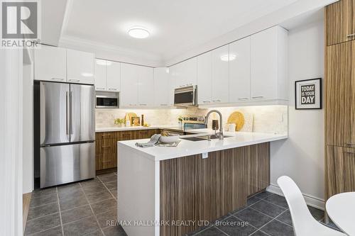 8 Mistywood Crescent, Vaughan, ON - Indoor Photo Showing Kitchen With Stainless Steel Kitchen With Upgraded Kitchen