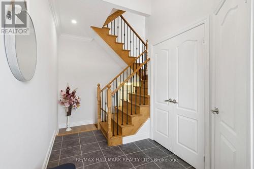 8 Mistywood Crescent, Vaughan, ON - Indoor Photo Showing Other Room