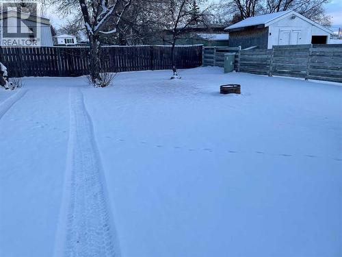 10305 103 Street, Fairview, AB - Outdoor