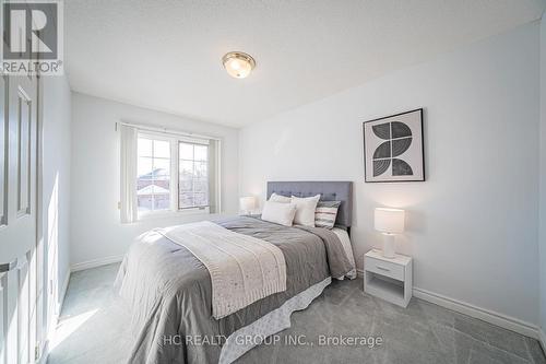 2066 Pineview Drive, Oakville, ON - Indoor Photo Showing Bedroom