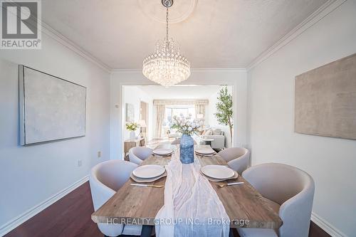 2066 Pineview Drive, Oakville, ON - Indoor Photo Showing Dining Room