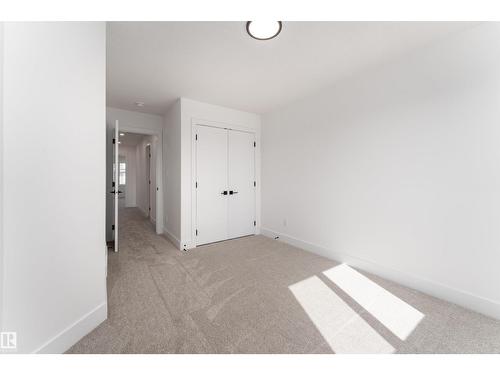 3127 Magpie Wy Nw, Edmonton, AB - Indoor