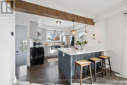 313 Colborne Street E, Oshawa, ON - Indoor Photo Showing Kitchen With Upgraded Kitchen