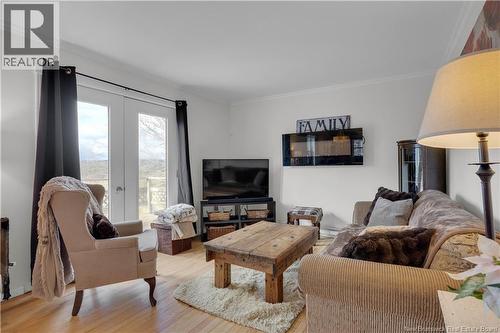 34 Old Road, Nauwigewauk, NB - Indoor Photo Showing Living Room