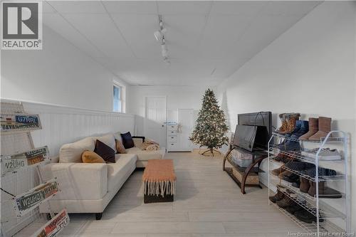 34 Old Road, Nauwigewauk, NB - Indoor