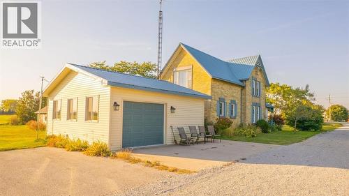 1371 Petrolia Line, St Clair, ON - Outdoor